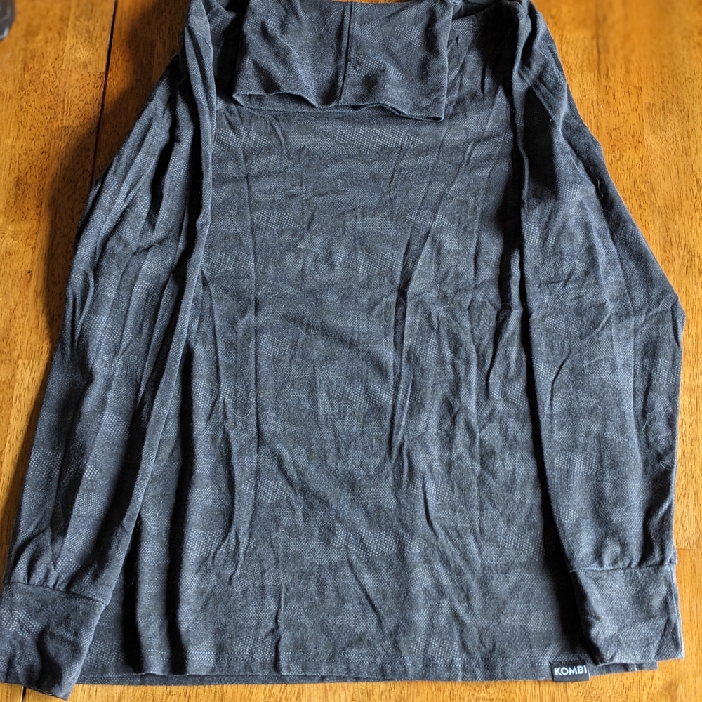 Kombi Gray Long Sleeve Top